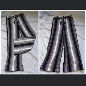 High-Waist Wideleg Striped Pants